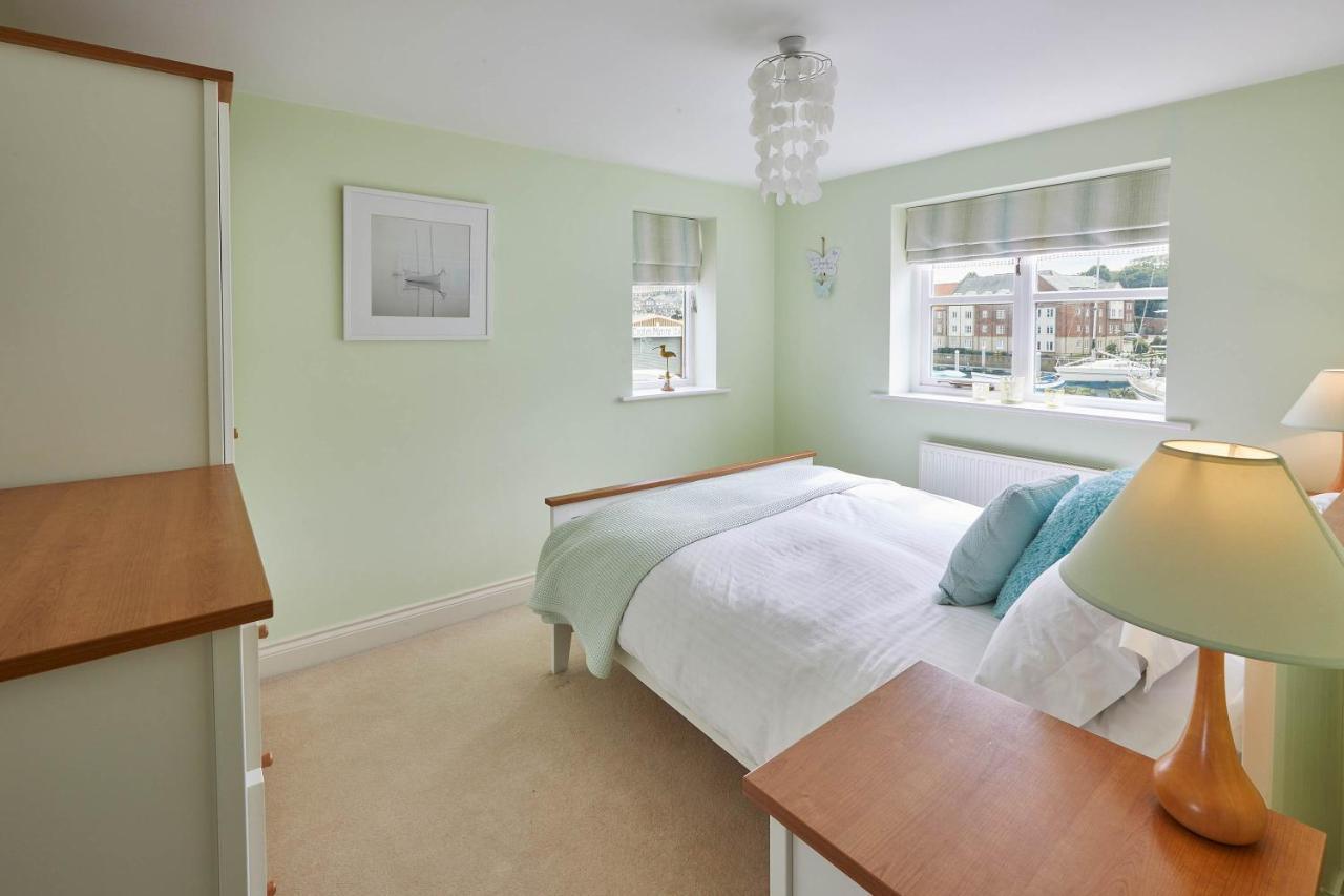 Host & Stay - The Railway Retreat Whitby Exterior photo
